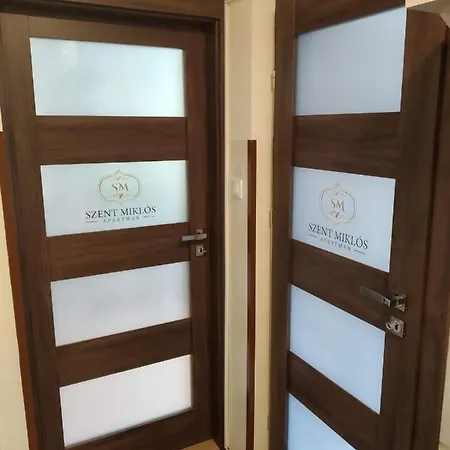 Apartment Szent Miklos