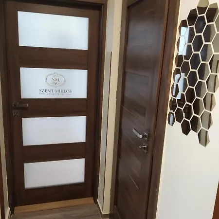 Szent Miklós Apartamento