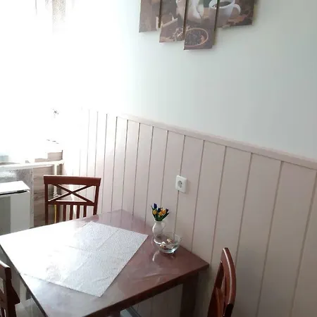 Szent Miklos Apartment